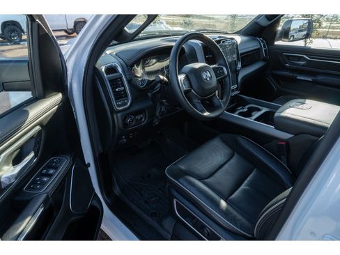 Used 2024 RAM 1500 Laramie image 10