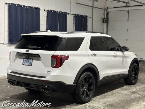 Used 2021 Ford Explorer ST w/ Equipment Group 401A AWD/4WD image 8