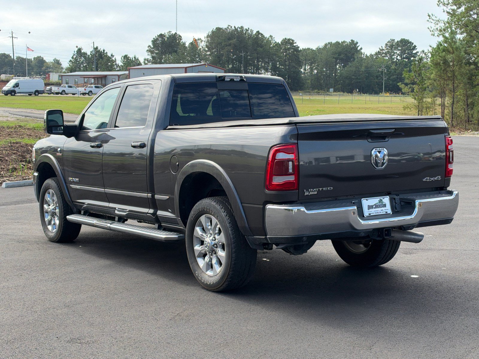 Used 2024 RAM 3500 Limited AWD/4WD image 7