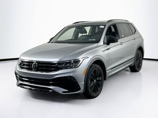 Used 2022 Volkswagen Tiguan SE R-Line video 1
