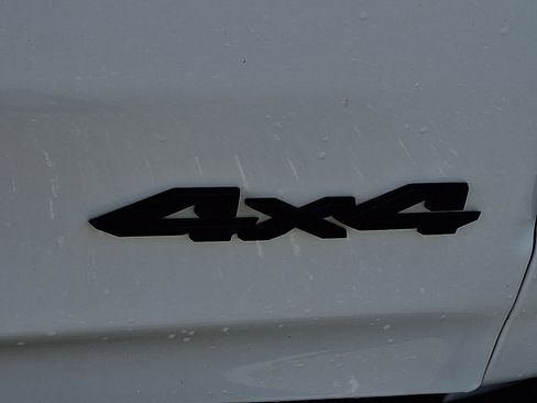 Used 2022 RAM 1500 Limited w/ Night Edition AWD/4WD image 17