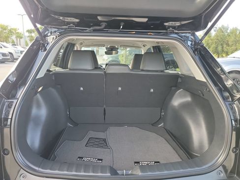Certified 2026 Toyota Corolla Cross LE FWD image 29