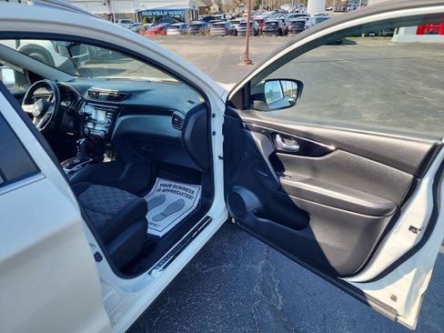 Certified 2017 Nissan Rogue Sport SV w/ SV All-Weather Package image 29