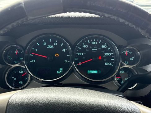 Used 2012 Chevrolet Silverado 2500 LT w/ Z71 Appearance Package AWD/4WD image 16