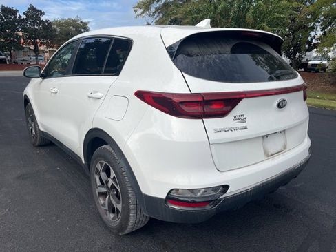 Used 2020 Kia Sportage LX image 5