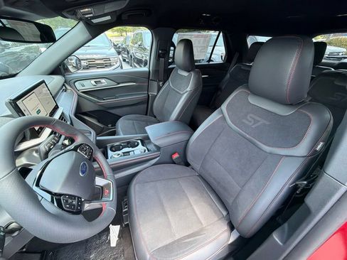 New 2026 Ford Explorer ST AWD/4WD image 8