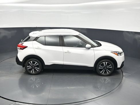 Used 2020 Nissan Kicks SV FWD image 37