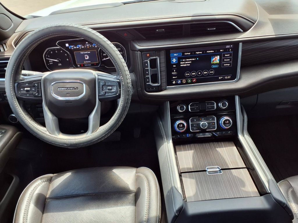 Used 2021 GMC Yukon Denali w/ Denali Ultimate Package RWD image 13