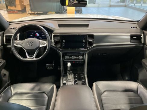 Used 2023 Volkswagen Atlas Cross Sport SEL Premium R-Line image 28