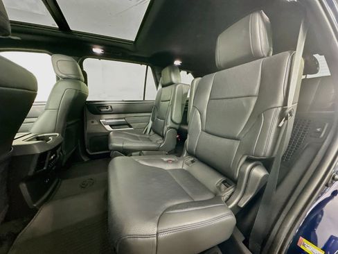 Certified 2024 Toyota Sequoia Platinum AWD/4WD image 26