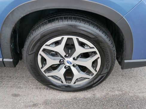 Used 2021 Subaru Forester Premium image 15