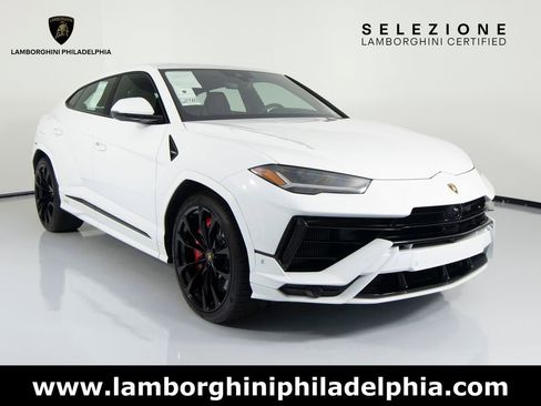 Used 2024 Lamborghini Urus S AWD/4WD image 3