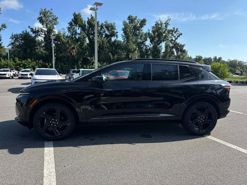 New 2025 Chevrolet Equinox EV RS image 6