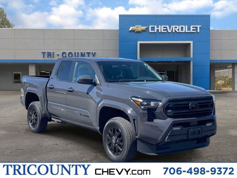 Used 2024 Toyota Tacoma SR5 RWD image 1
