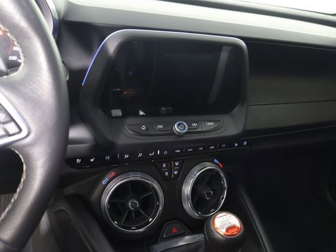 Used 2017 Chevrolet Camaro SS RWD image 42