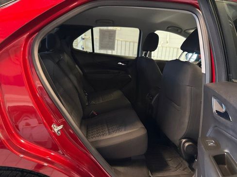 Used 2024 Chevrolet Equinox LT w/ LPO, Floor Liner Package FWD image 28