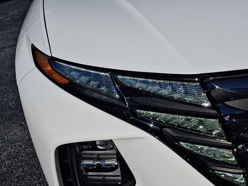 Certified 2023 Hyundai Tucson Limited w/ Cargo Package image 9