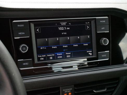 Certified 2024 Volkswagen Jetta Sport FWD image 22