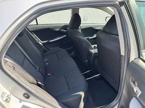 Used 2013 Toyota Corolla S FWD image 11