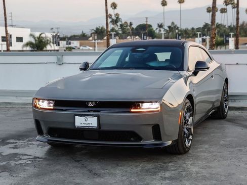 New 2025 Dodge Charger R/T w/ Sun & Sound Package image 4