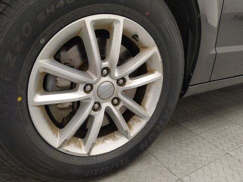 Used 2018 Dodge Grand Caravan SXT FWD image 31