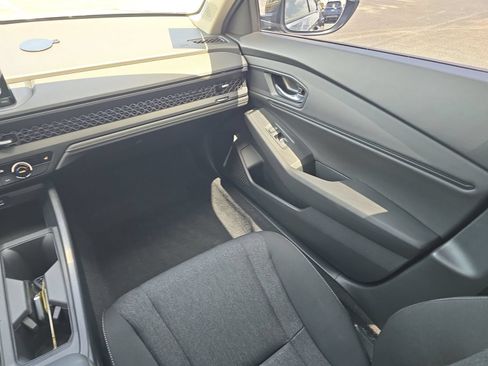 Used 2025 Honda Accord SE image 12