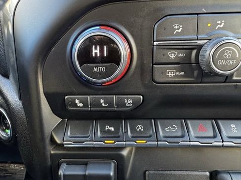 Used 2021 Chevrolet Silverado 1500 LTZ image 13