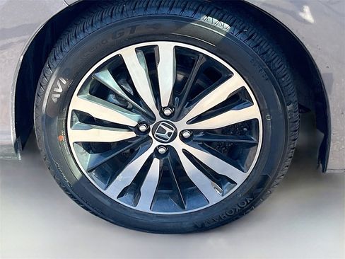 Used 2019 Honda Fit EX image 29