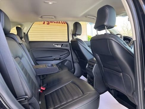 Used 2024 Ford Edge SEL w/ Convenience Package AWD/4WD image 5