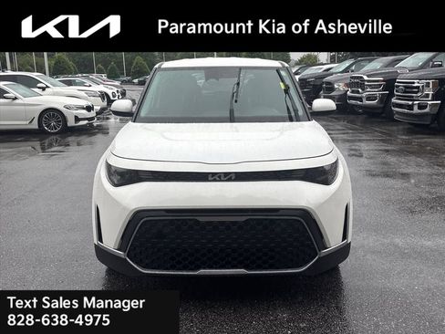 Certified 2024 Kia Soul LX w/ Option Group 015 FWD image 2
