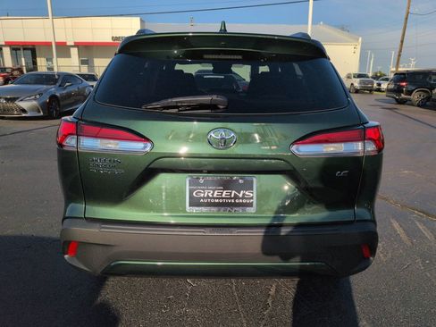 Certified 2023 Toyota Corolla Cross LE FWD image 4