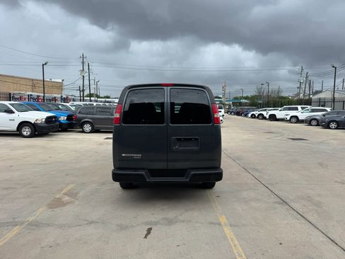 Used 2015 Chevrolet Express 2500 LS image 6