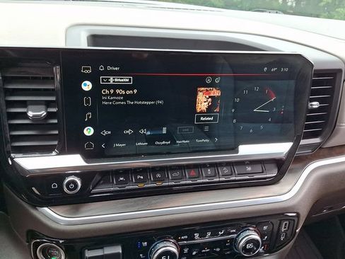 Certified 2022 GMC Sierra 1500 SLT w/ SLT Premium Plus Package AWD/4WD image 17