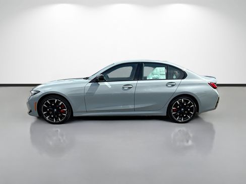 New 2026 BMW 330i xDrive Sedan w/ M Sport Package AWD/4WD image 6