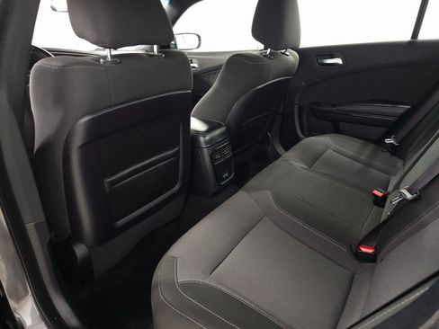 Used 2019 Dodge Charger SXT image 26