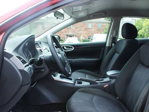 Used 2019 Nissan Sentra SV FWD image 12