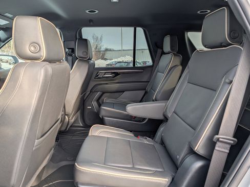 Used 2025 Chevrolet Tahoe Premier image 11