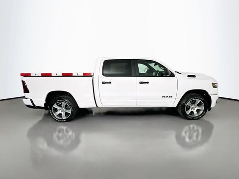 New 2026 RAM 1500 Express AWD/4WD image 8