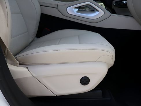 New 2026 Mercedes-Benz GLS 450 4MATIC image 12