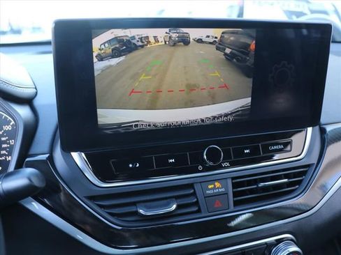 Used 2023 Nissan Altima 2.5 SR w/ SR Premium Package image 25