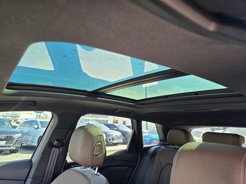 Used 2024 Audi Q4 e-tron Premium Plus image 14