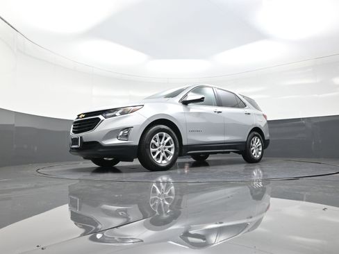 Used 2019 Chevrolet Equinox LT image 11