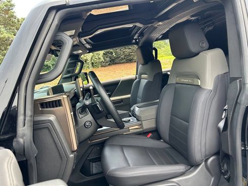 Used 2025 GMC Hummer EV 3X AWD/4WD image 41
