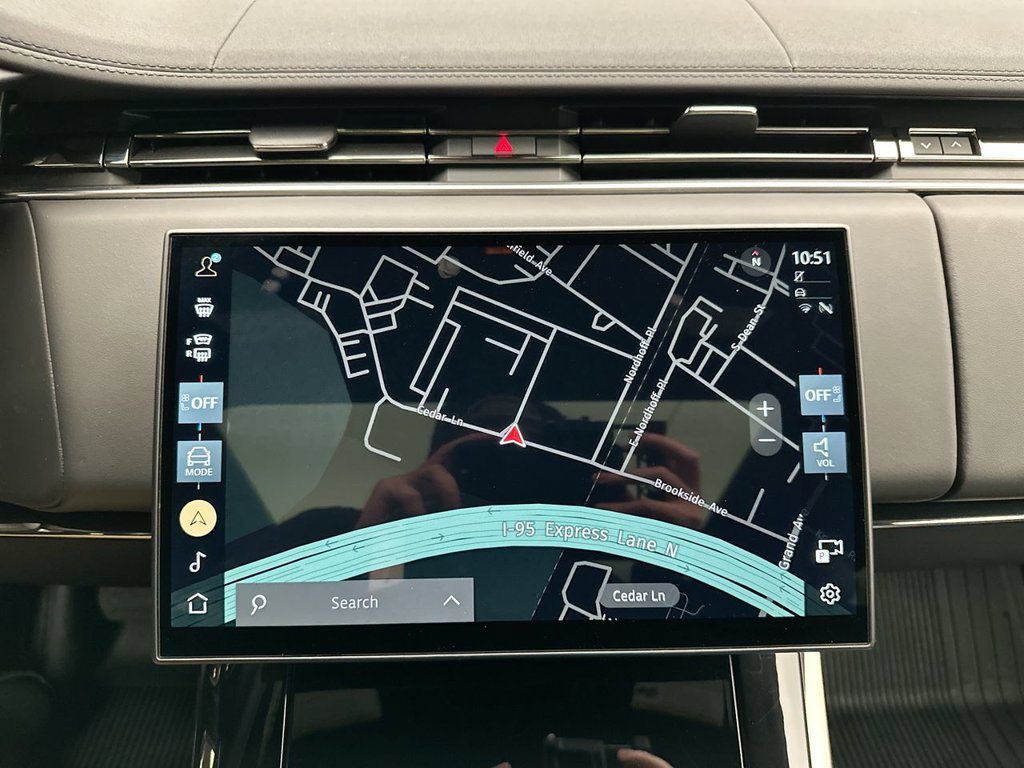 Certified 2025 Land Rover Range Rover Sport SE AWD/4WD image 29