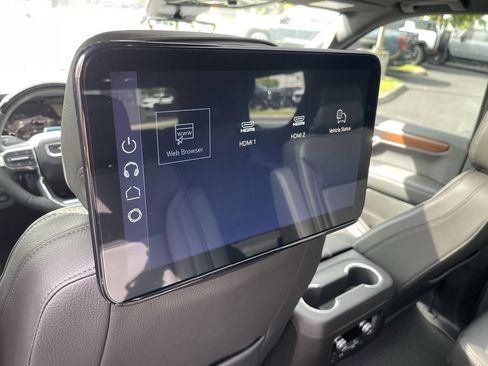 New 2026 GMC Yukon Denali w/ Advanced Technology Package AWD/4WD image 36