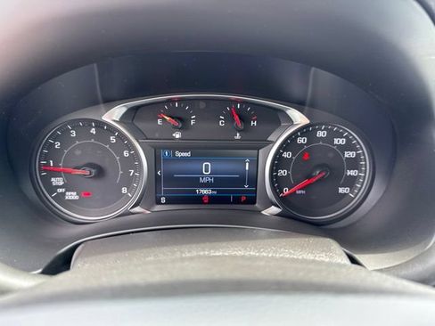 Used 2024 GMC Terrain SLE FWD image 13