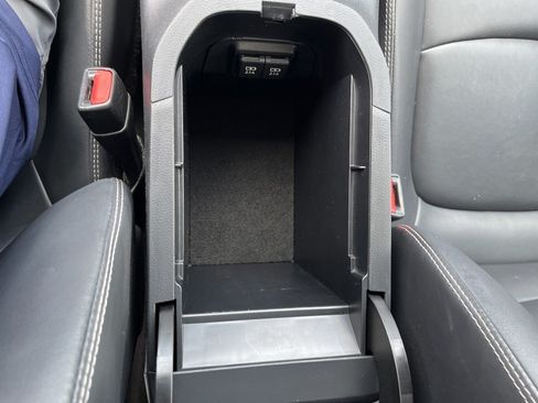 Used 2019 Toyota RAV4 XLE Premium FWD image 23
