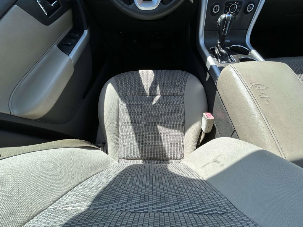 Used 2013 Ford Edge SEL FWD image 13