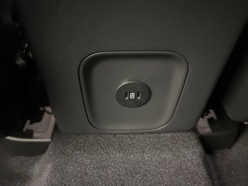 New 2026 Ford Escape SE w/ PHEV Premium Package image 32