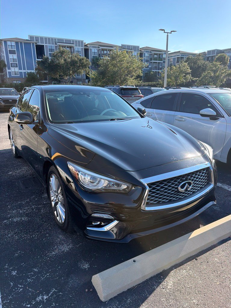 Used 2021 INFINITI Q50 Luxe w/ Cargo Package RWD image 3